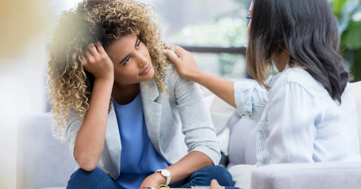 Kaiser therapist meeting with a patient during a Denver counseling session